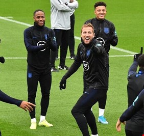 منتخب إنجلترا يلوح بالانسحاب من تصفيات يورو 2020