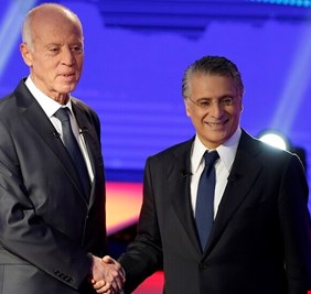 تونس.. وجها لوجه نبيل القروي وقيس سعيد في مناظرة تلفزيونية