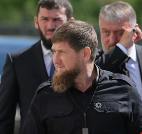 قديروف يعد الإرهابيين العائدين من سوريا بمكان في المقبرة