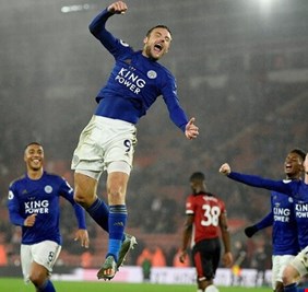 ليستر سيتي يدخل تاريخ 