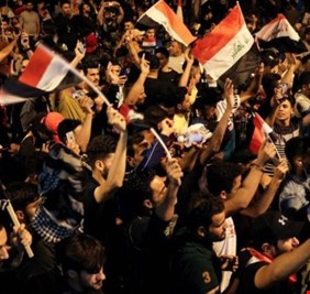 بالفيديو هتاف عالي ينطلق من ساحة التحرير الان: ألعن أبو البعثية