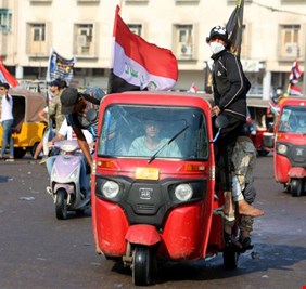 ثورة التوك توك... تاريخ عراقي جديد لثورة الجياع