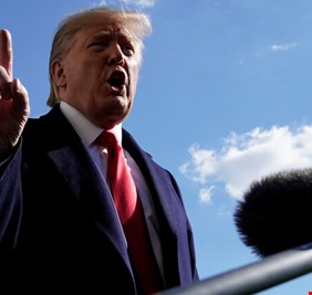 ترامب: أنا على يقين تام بفوزي في الانتخابات والناس لا يريدون عزلي