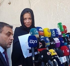 بلاسخارت بعد لقائها السيد السيستاني: المرجعية تؤكد أن المتظاهرين لن يعودوا إلى منازلهم قبل تحقيق مطالبهم