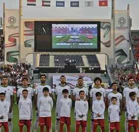 الاتحاد الآسيوي يحذر لاعبي العراق من ارتداء كمامات في مباراة إيران