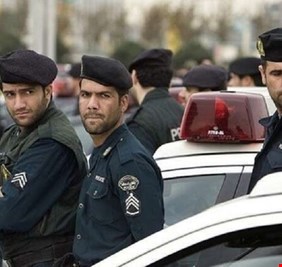 وزير الداخلية الإيراني: نمارس ضبط النفس حتى الآن لكننا سنتحرك لاستعادة الهدوء