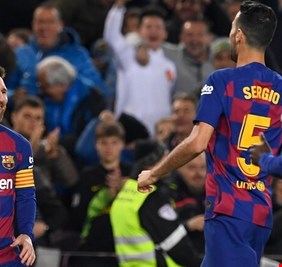تحركات برشلونة لتجديد عقد ميسي