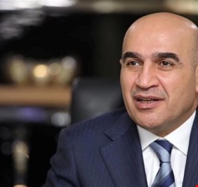 هل سيعيد القضاء محاكمة الوزير بنكين ريكاني بجريمة الشحن الجوي بعد اكتشاف التناقض في تقريرين قدمتهما المهندسة (ليلى)؟