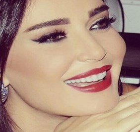 السرطان يفجع النجمة اللبنانية سيرين عبد النور