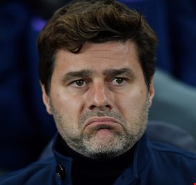 توتنهام هوتسبير يقيل مدربه بوكيتينو