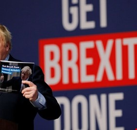 جونسون يتعهد بتفادي أي تأجيل لـ 