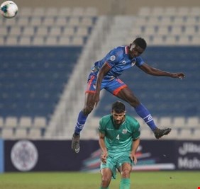 الشرطة العراقي يستعرض عضلاته أمام نواذيبو الموريتاني