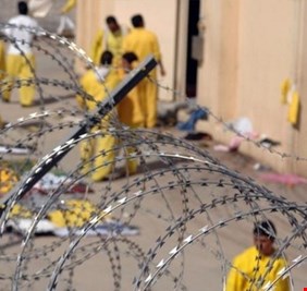 الزبيدي يحذر من ’’ساعة صفر’’ بجهود دولتين خليجيتين لتهريب عناصر داعش   من سجن الحوت