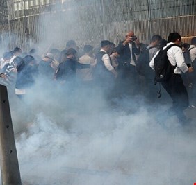 ترامب يوقع قانونا يدعم المتظاهرين في هونغ كونغ