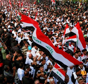 متظاهرون يدعون لوقفة احتجاجية لطرد الشركات الصينية من البلاد