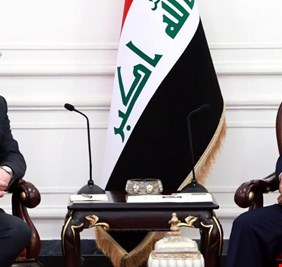 ظهر “مبتسماً”.. عبدالمهدي يستقبل مبعوثاً أميركياً “دون” حديث عن الاحتجاجات!