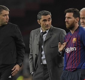 فالفيردي يعلن قائمة برشلونة لمواجهة إنتر