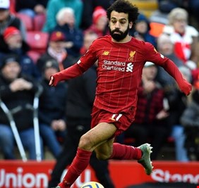 صلاح يحطم رقم هداف برشلونة ويضرب عدة عصافير بحجر واحد