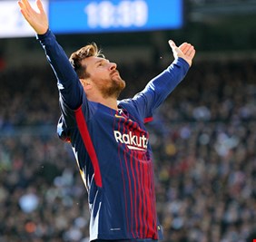 ميسي على رأس قائمة برشلونة لمواجهة ريال مدريد في كلاسيكو الأرض