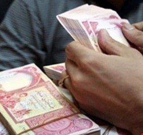 ما حقيقة عجز الدولة العراقية عن دفع الرواتب للموظفين للشهر المقبل ؟