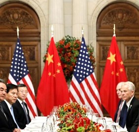 ترامب وشي يبحثان الصفقة التجارية وهونغ كونغ