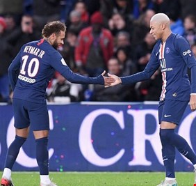 مبابي يكشف دوره في إقناع نيمار بالبقاء في 