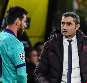 برشلونة يحسم مصير المدرب فالفيردي