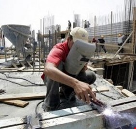 أنطوان: نهوض الزراعة والصناعة يشغل 20% من الايدي العاطلة وتدفع بالهجرة العكسية للريف