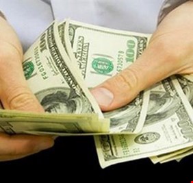 خبير اقتصادي: خسائر العراق من التبادل التجاري نتيجة التظاهرات تصل لـ 3 مليون دولار شهريا