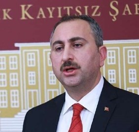 وزير العدل التركي: خطواتنا في شرق المتوسط وسوريا وليبيا متوافقة مع القانون الدولي