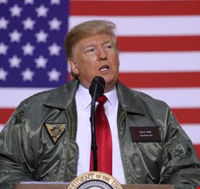 تقرير فرنسي يتحدث عن ’’الخيار النووي’’ لواشنطن ضد الأموال العراقية:   ترامب مستعد لكل شيء !