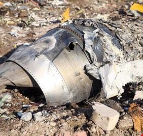 كندا تصر على نقل الصندوقين الأسودين للطائرة المنكوبة إلى أوكرانيا أو فرنسا