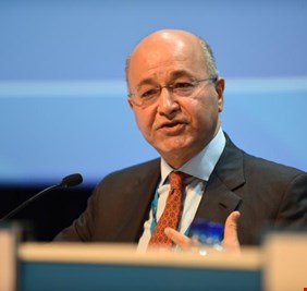 محلل سياسي يتساءل: هل ينتظر صالح حصول معجزة من الكتل المتناحرة قبل سفره؟