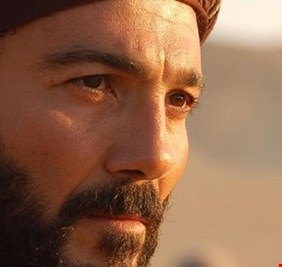 ممارسات عنيفة وراء إصابة الفنان خالد النبوي بجلطة قلبية!