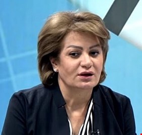 سروة عبد الواحد تسلم نفسها للقضاء