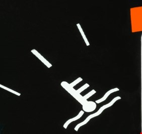 تسخين السيارة ضروري أم لا؟ خبيرة أميركية تجيب