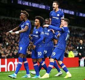 برشلونة يخطط لصفقة مفاجئة في نهاية الميركاتو