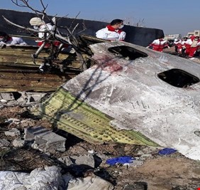 5 دول تطالب طهران بتسليمها صندوقي الطائرة الأوكرانية المنكوبة