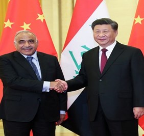 نائب يتحدث عن رهن النفط العراقي للصين ويحذر من ’’خطورته’’ على اقتصاد البلاد