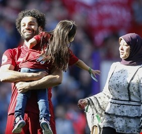 محمد صلاح يرزق بمولودته الثانية كيان