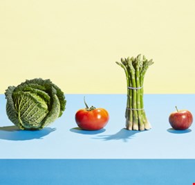 أفضل 10 أطعمة يمكنها الحد من خطر الوقوع ضحية السرطان