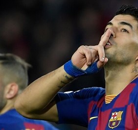 بشرى سارة لبرشلونة بشأن عودة سواريز من الإصابة