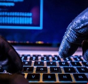 كيف نحمي ملفاتنا وبياناتنا من الاختراق؟