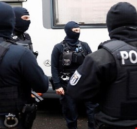 توقيف خلية متطرفة خططت لاعتداءات إرهابية في ألمانيا