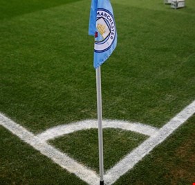 بعد حظره من البطولات الأوروبية.. مصائب جديدة بانتظار مانشستر سيتي