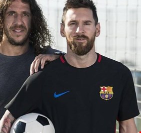 بويول يحدد عمر ميسي في الملاعب