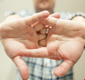 كيف نحافظ على سلامة المفاصل ونطيل عمرها؟