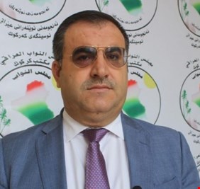 رغم رفض المرجعية، وتضحيات المتظاهرين، وملايين العراقيين،  قيادي يطالب علناً بوزراء حزبيين ..!