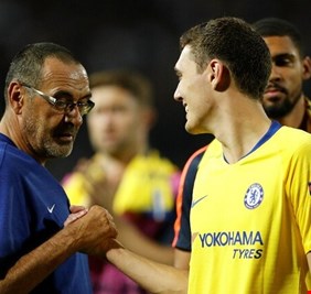 حارس مرمى يفضح عادة سيئة لمدرب يوفنتوس ساري في التعامل مع اللاعبين