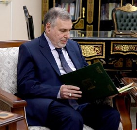 حساب متخفٍ يكشف “مفاجآت وخفايا” ترشيح علاوي.. ماسر غضب ابن عمه ومن المتهم بقضية “مزاد الوزارات”؟